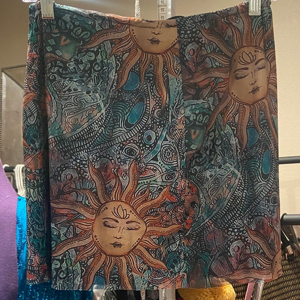 Sun and Moon Patterned Skirt Sz.S